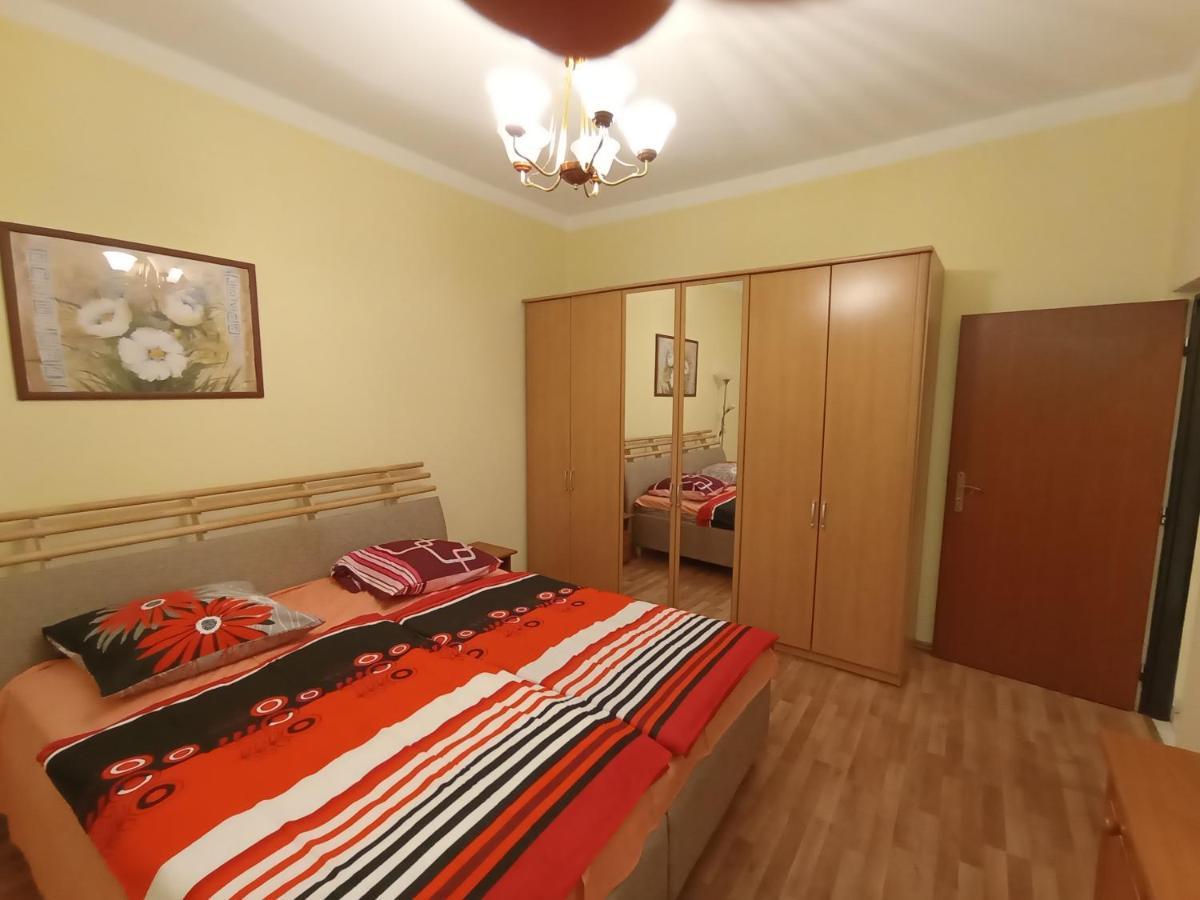 Apartments Captain Flint Prague Ngoại thất bức ảnh
